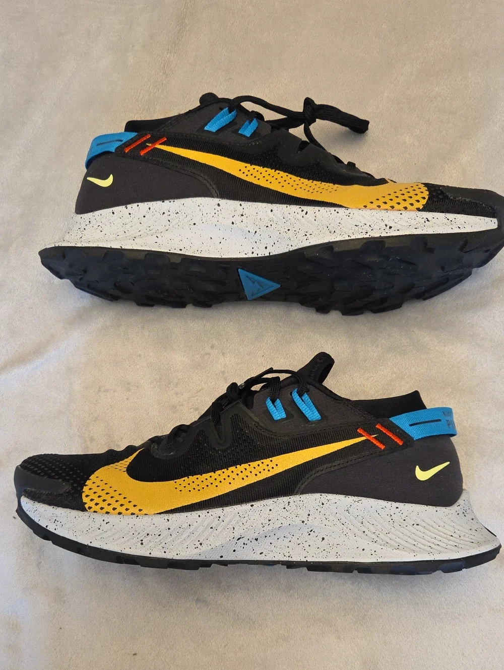 Immaculate Nike Pegasus Trial 2, Size 10.5, Black & Gold